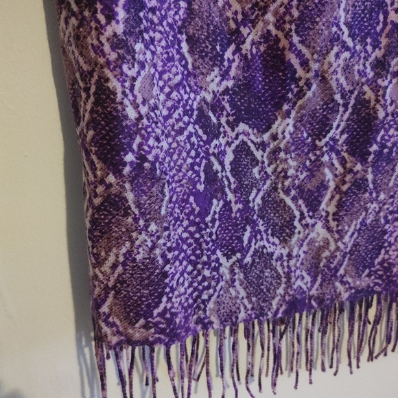 Nordstrom Tassel Scarf/Wrap 90% Wool 10% Cashmere Size OS - Picture 6 of 7